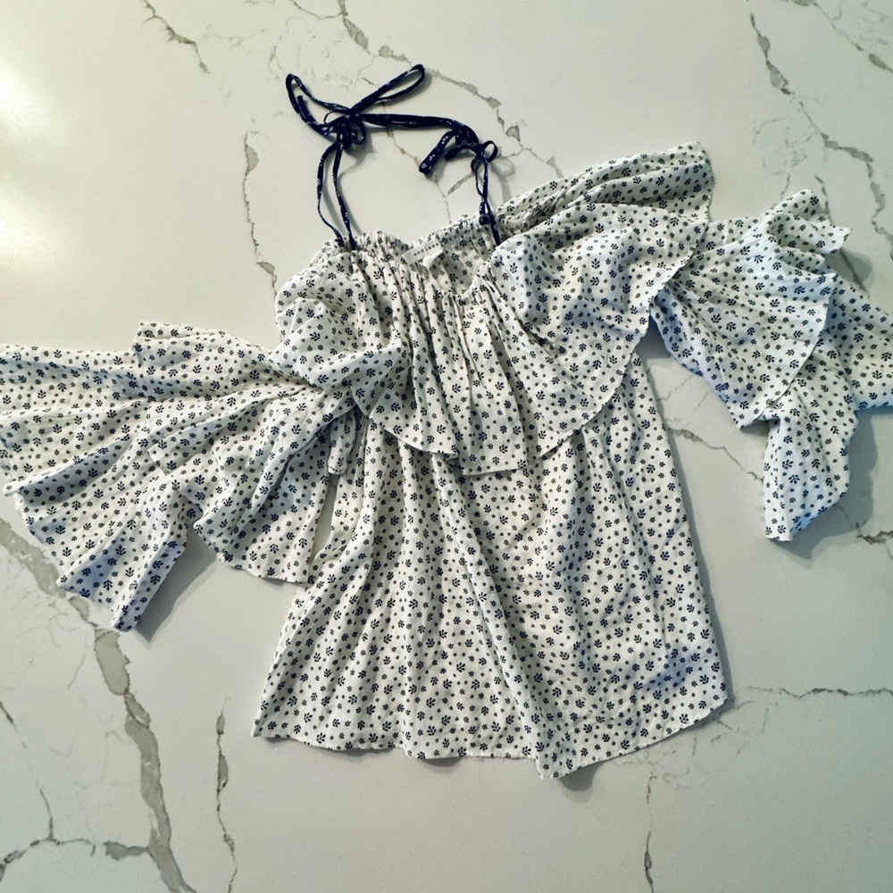 Endless Rose Black and White Floral Top Small NWOT